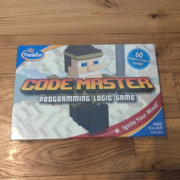 Code Master Programming Logic Game - Picture 5 of 8